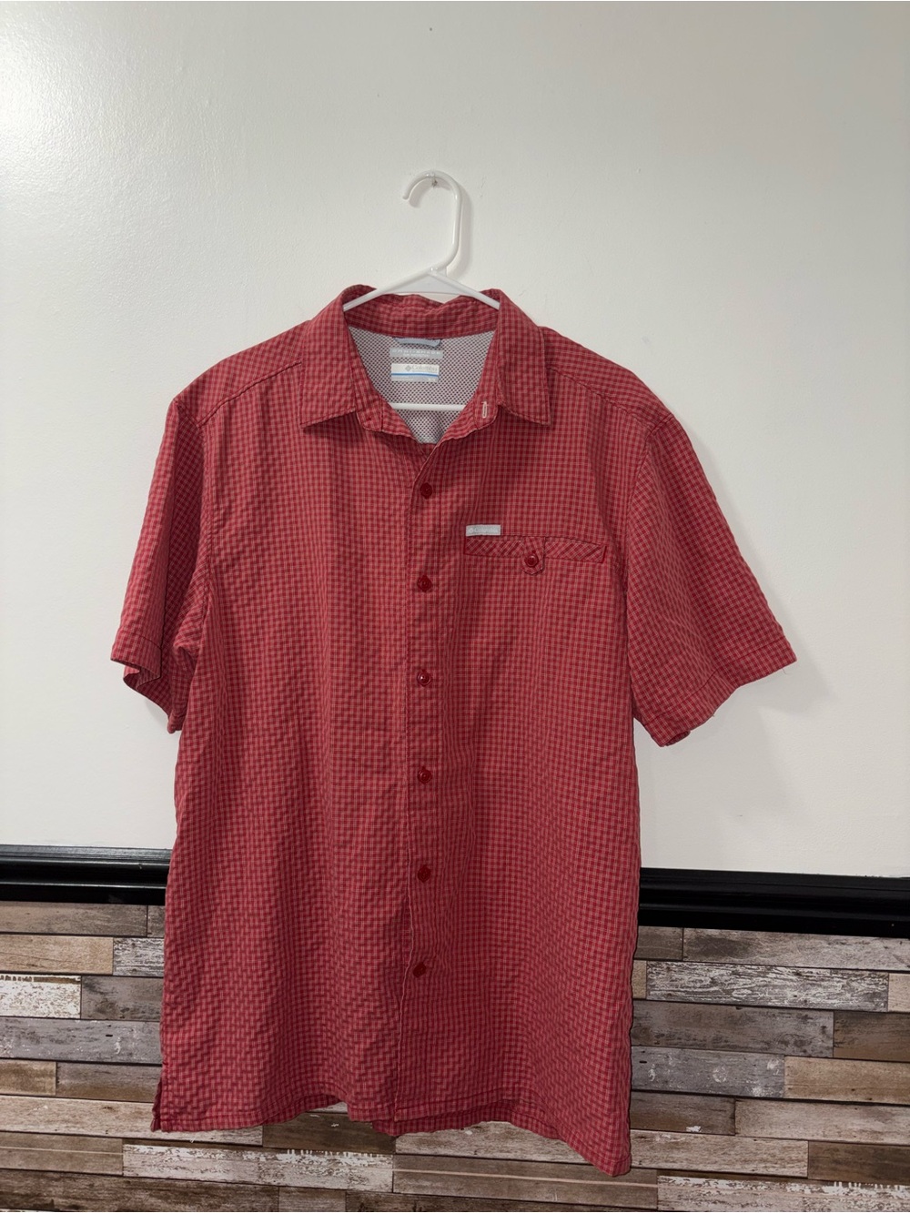Columbia Men's Omni Shade Fishing Red Plaid Shirt Size Medium